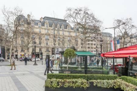 パリ*** Champs Elysees Studioアパートメント エクステリア 写真